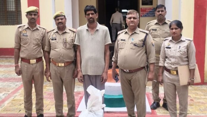 बबीना के अमन होटल पर फिर छापा, आबकारी विभाग व पुलिस ने 118 नग देसी-विदेशी शराब की बरामद ( रिपोर्ट : संजू )