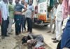 कोबरा और बिसखापड़े के साथ सड़क पर बेसुध मिला सपेरा, टहरौली में मचा हड़कंप